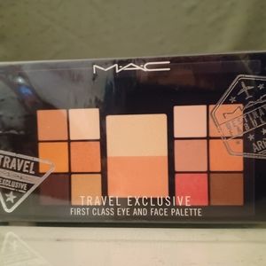 MAC travel exclusive first class eye and face palette